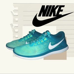 Nike Flex Run Shoes